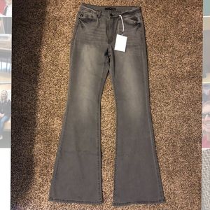 KanCan gray Flare - size 9/28